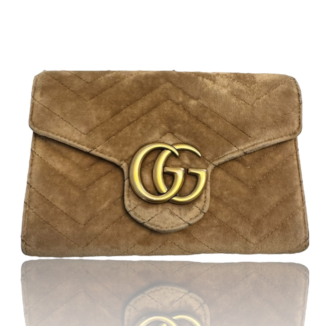 Gucci
Double G Marmont