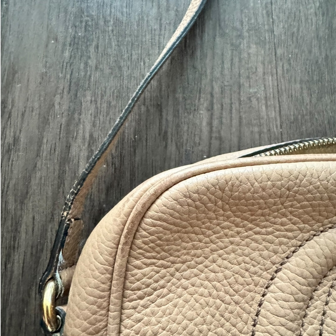 Authentic Gucci soho camera crossbody