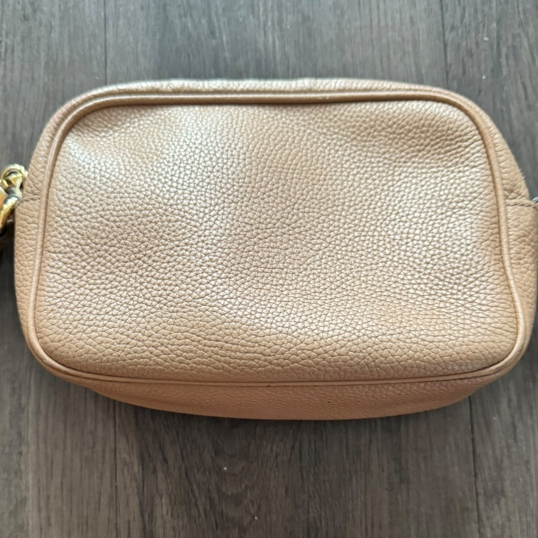 Authentic Gucci soho camera crossbody