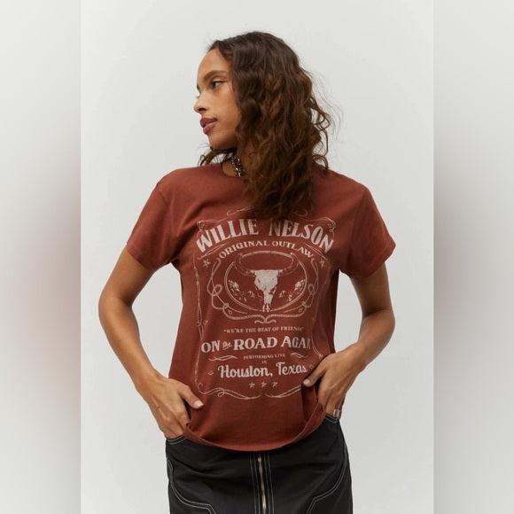 New daydreamer Willie Nelson tee
