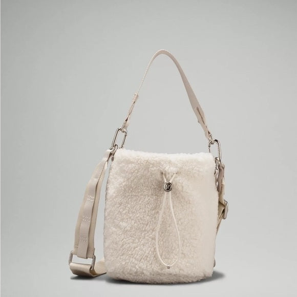 New Crossbody Fleece Bucket Bag