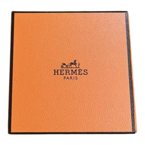 New authentic Hermes Face and eye illuminating powder - 01 Perrababrass