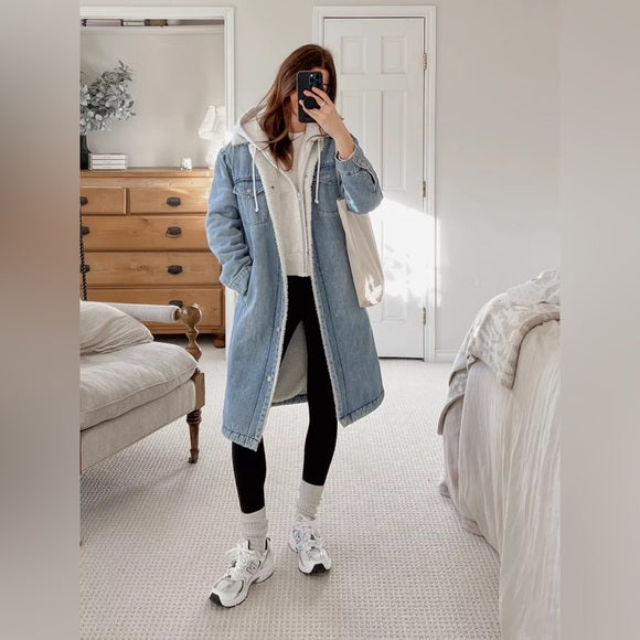 Hard to find aritzia The '90s Ali Sherpa Coat