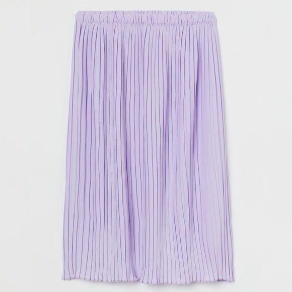 NEW H&M lilac pleated skirt