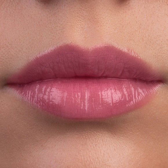 New hard to find IT COSMETICSCC+ Lip Serum in live