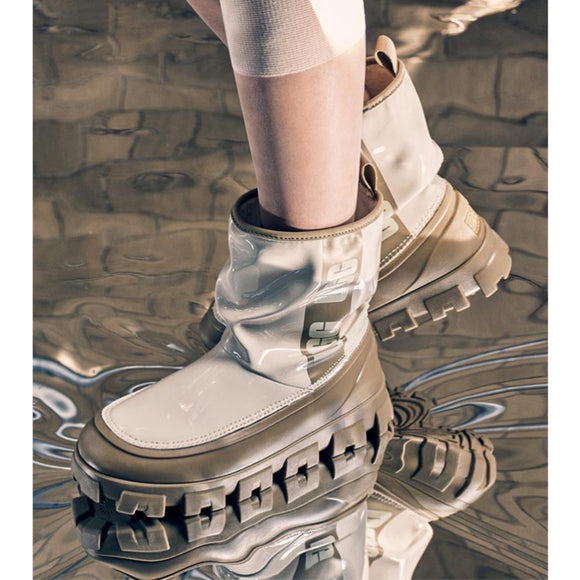 New Ugg Classic Brellah Mini